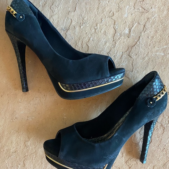 Stunning black & gold pattern heels | women shoes - Picture 4 of 7